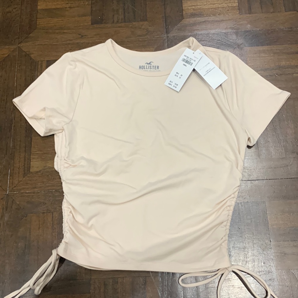 hollister baby tee